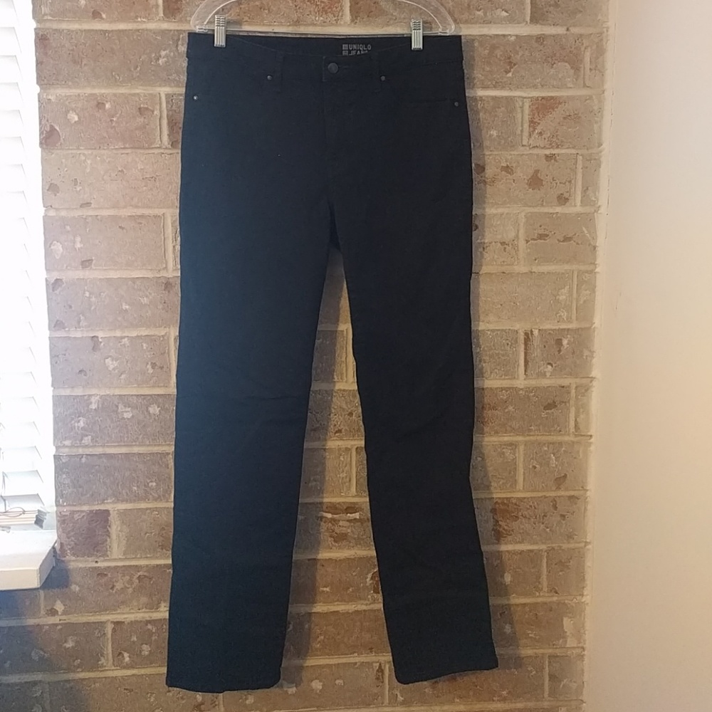 Uniqlo High-Rise Slim Fit Black Jeans